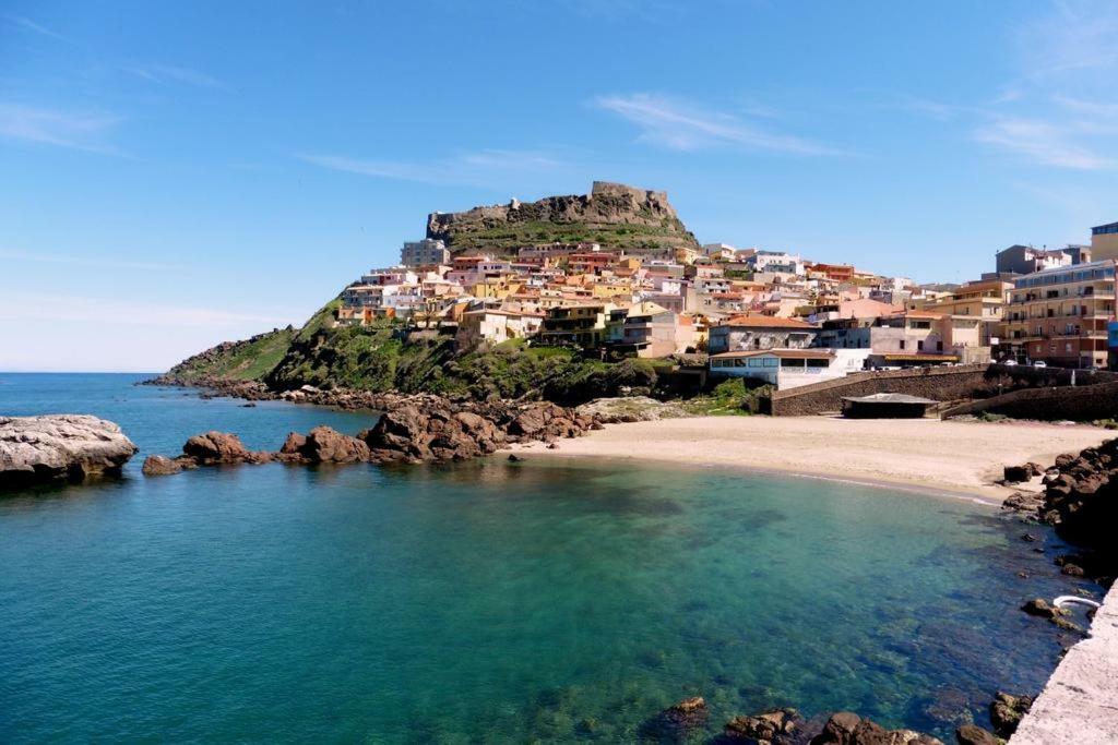 Happy Sun Apartment Castelsardo Eksteriør billede